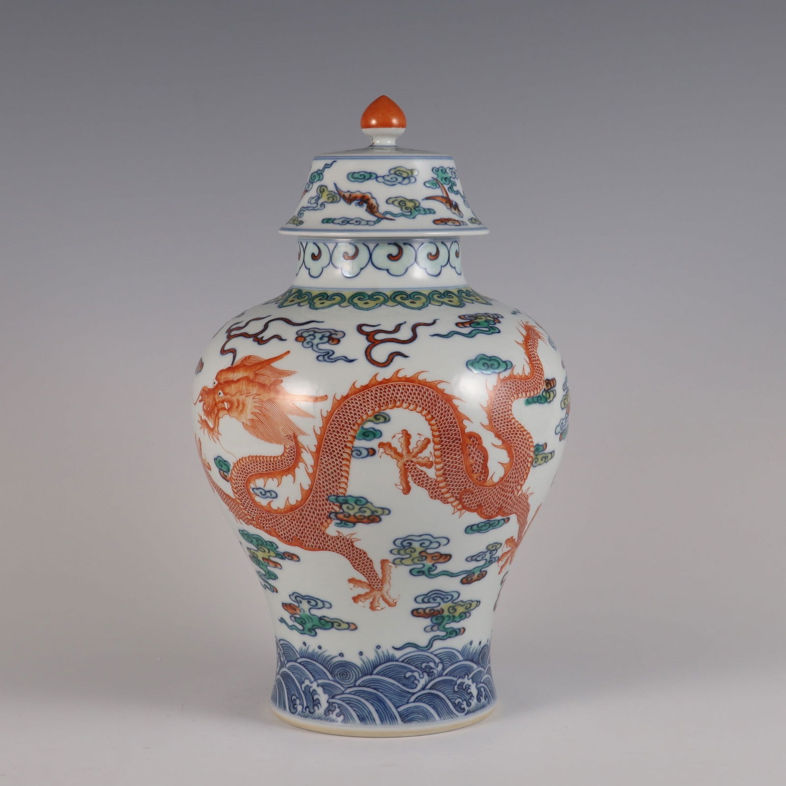 A Rare Doucai Cloud and Dragon Pattern Jar - 3