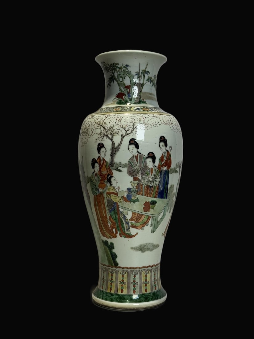 A Exquisite Famille-Rose Figures Pattern Vase (1 of 7)