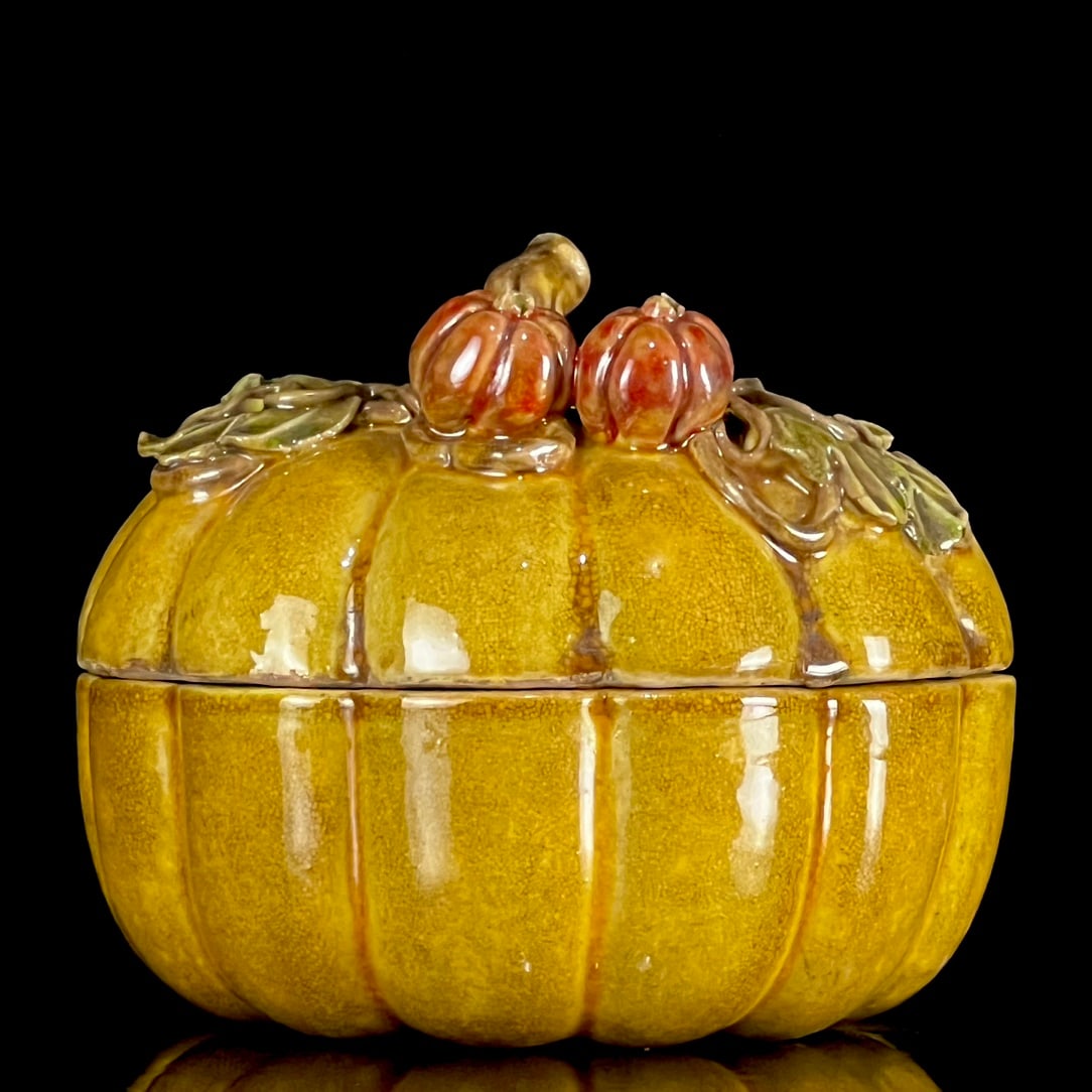 An Exquisite Yellow Glazed Pumpkin-Shaped Cover Box: An Exquisite Yellow Glazed Pumpkin-Shaped Cover Box,Qing Dynasty, China,Daoguang Four-character Mark,Size:3.5inx3.9in 黄釉南瓜形盖盒,中国清&