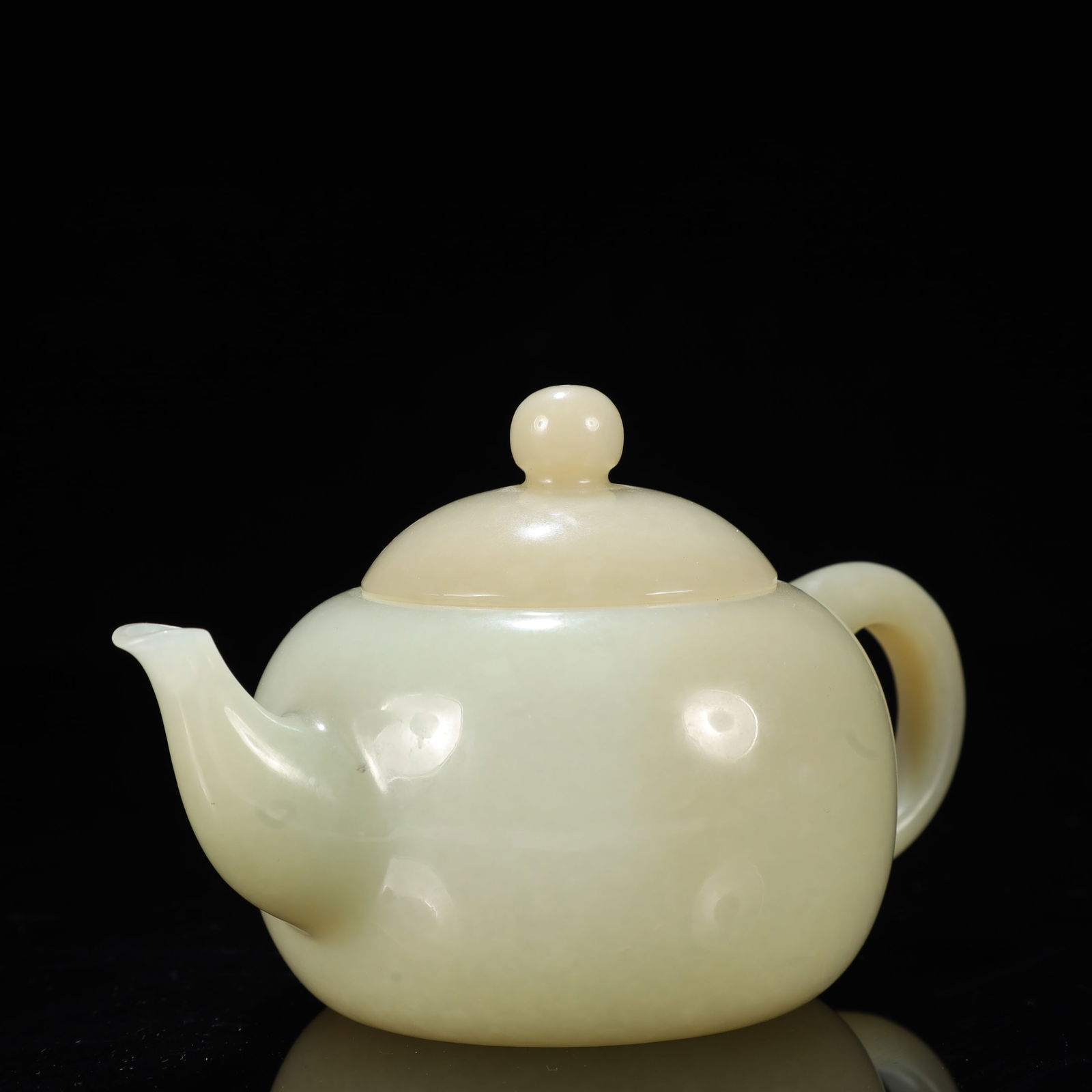 An Exquisite Greenish Jade Teapot - 4