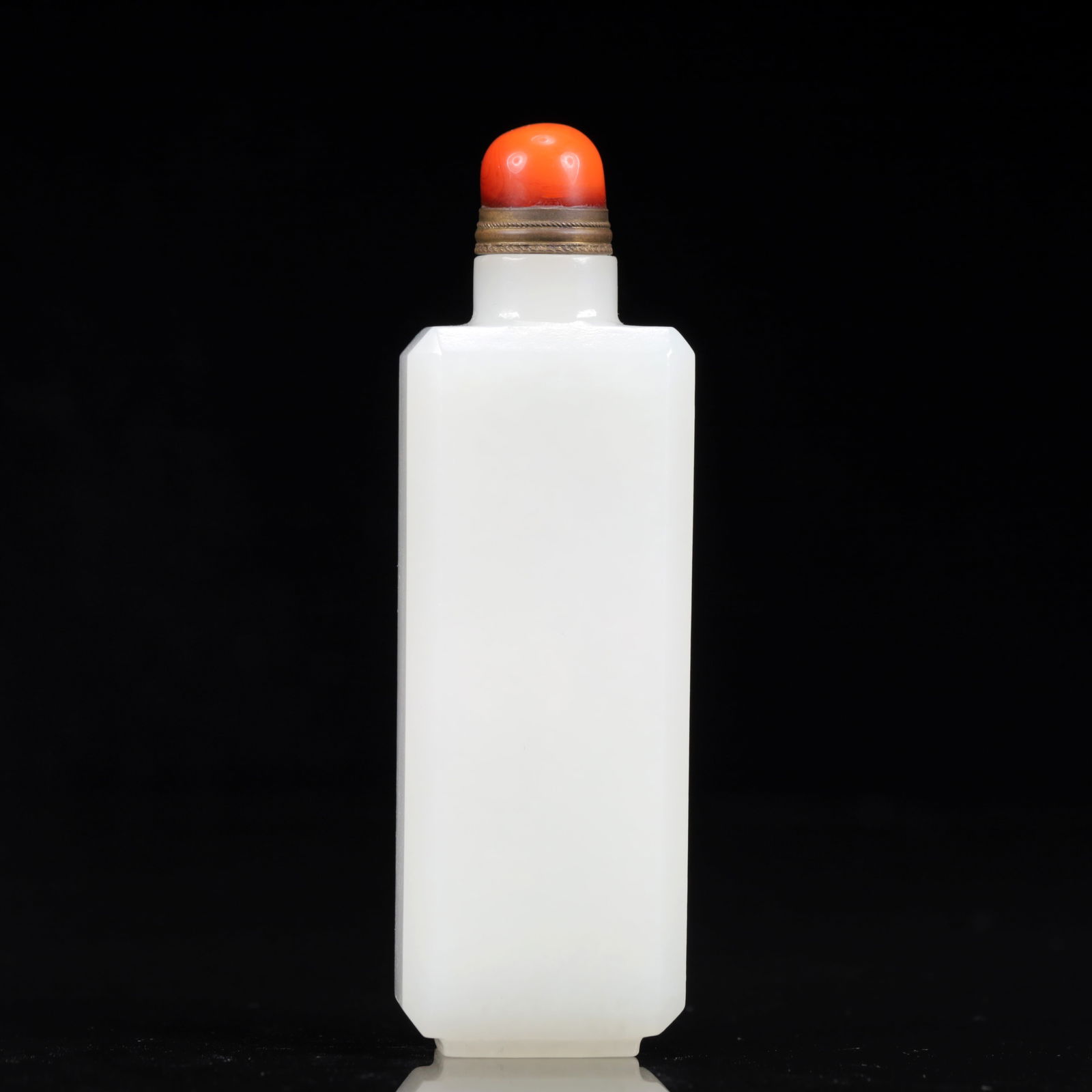 An Exquisite White Jade Snuff Bottle (1 of 8)