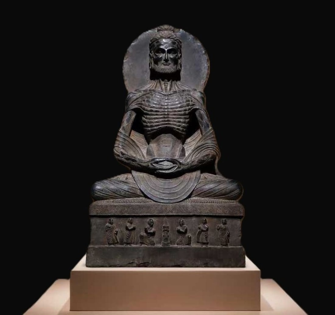 A Solemn Schistose Statue of Gandhara: A Solemn Schistose Statue of Gandhara,N.Qi,China,Size:39.4inx23.6inx7.1in 片岩石犍陀罗像,中国北齐时期