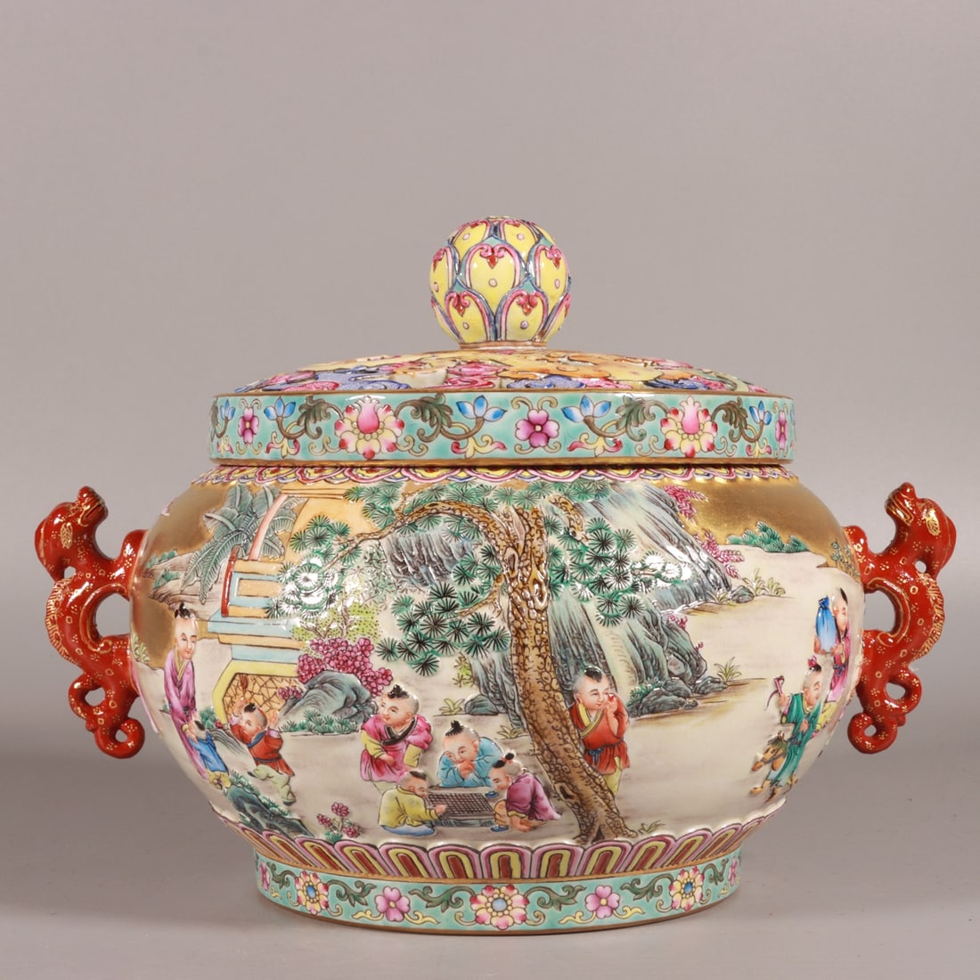 An Exquisite Enamel Gold Ground Figure and Dragon Pattern Dragon-Ears Censer: An Exquisite Enamel Gold Ground Figure and Dragon Pattern Dragon-Ears Censer,Qing Dynasty, China,Qianlong Six-character Mark,Size:6.7inx7.1in 珐琅彩金地人物&#