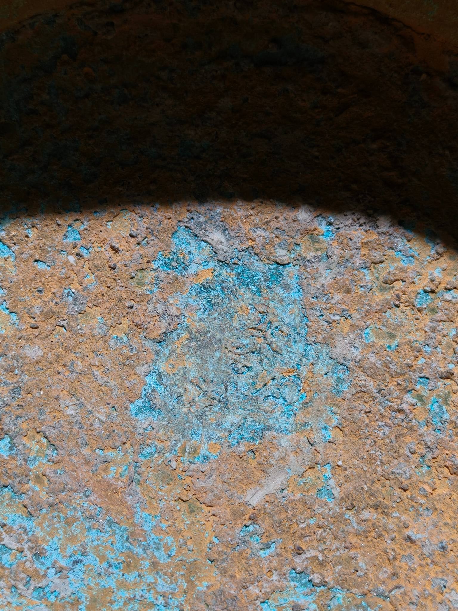 An Archaic Bronze Phoenix Pattern Ewer - 8