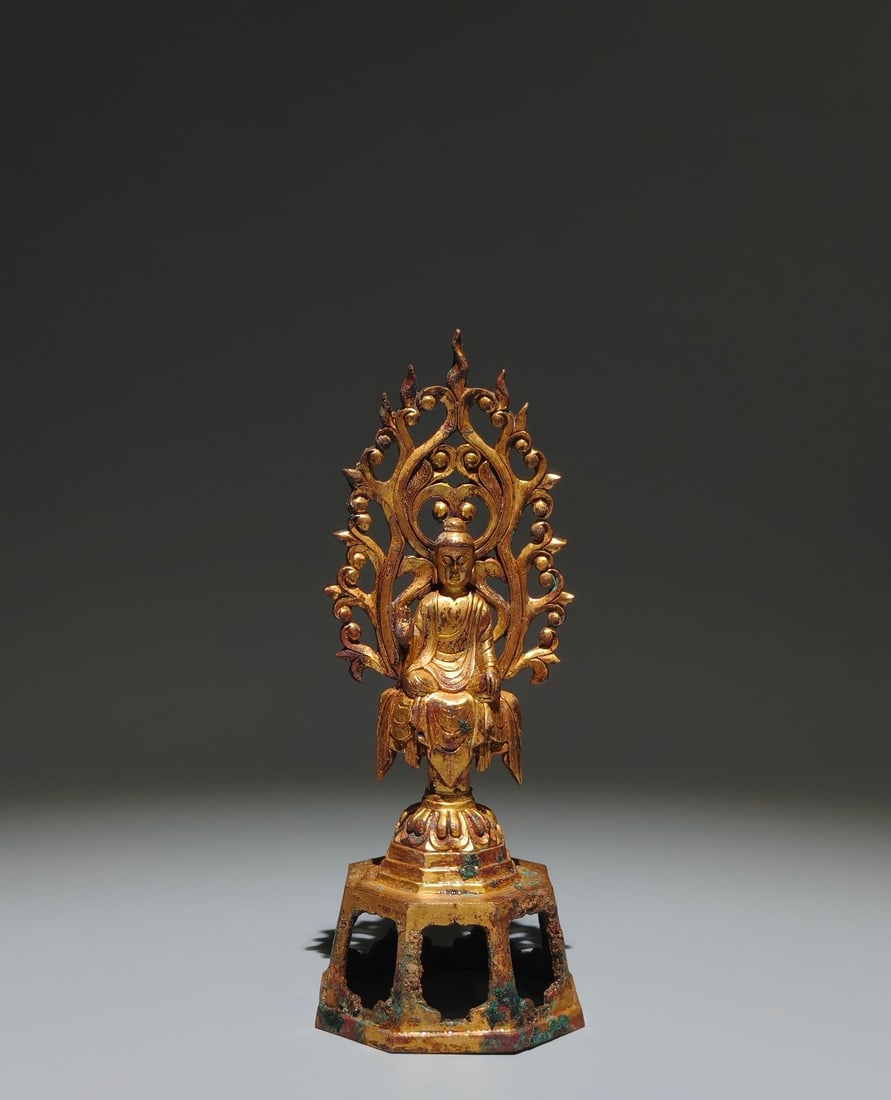 A Solemn Gilt Bronze Buddha Statue,With Inscription: A Solemn Gilt Bronze Buddha Statue,With Inscription,Tang Dynasty, China,Size:7.9inx3in 铜鎏金佛像,带铭文,中国唐代