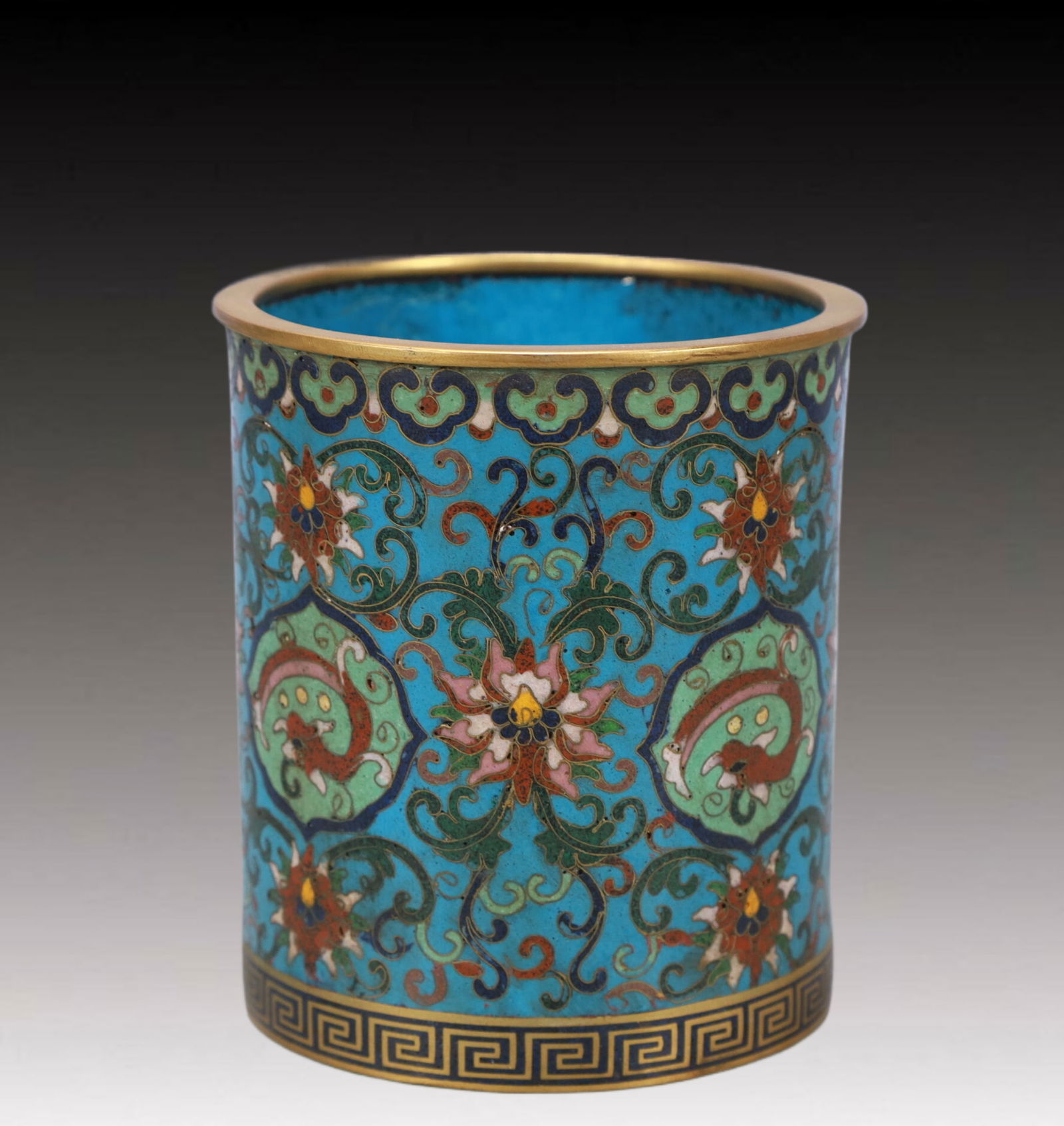 An Exquisite Cloisonne Lotus Pattern Brush Pot: An Exquisite Cloisonne Lotus Pattern Brush Pot,Qing Dynasty,China,Size:3.9inx4.5in,Weight:450g 