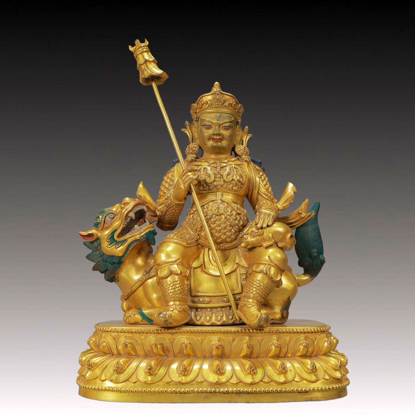 A Solemn Gilt Bronze Statue of Heavenly King: A Solemn Gilt Bronze Statue of Heavenly King,Ming Dynasty, China,Size:9.1inx5.5inx11.4in,Weight:6850g 铜鎏金天王像,中国明代