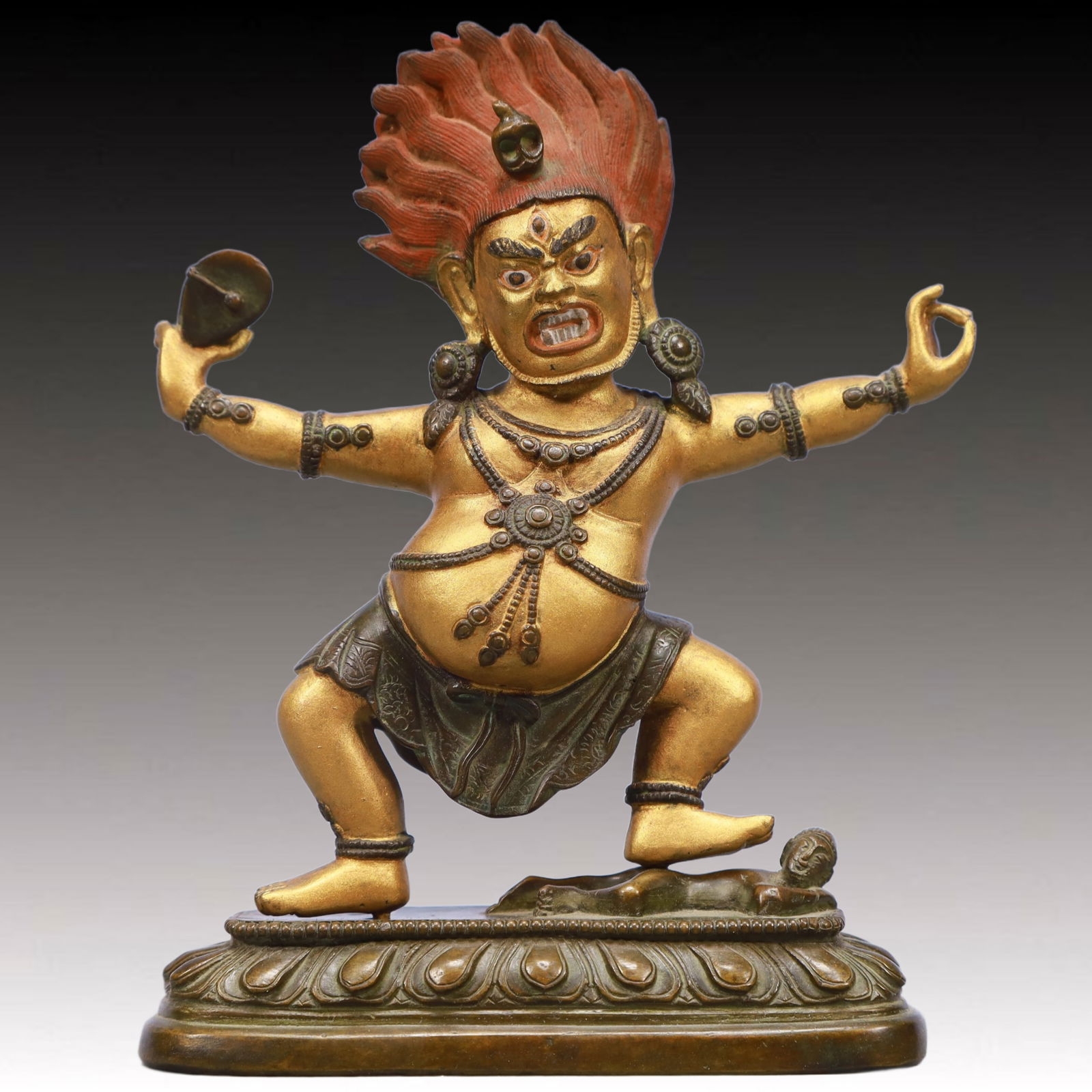 A Solemn Gilt Bronze Statue of Mammon: A Solemn Gilt Bronze Statue of Mammon,Qing Dynasty, China,Size:4.3inx2inx5.9in,Weight:800g 铜鎏金财神像,中国清代