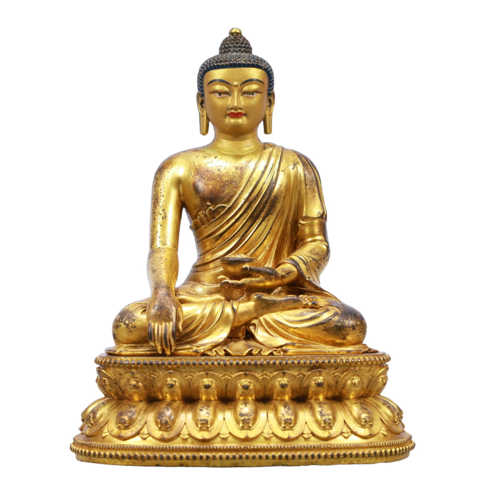 A Solemn Gilt Bronze Statue of Sakyamuni: A Solemn Gilt Bronze Statue of Sakyamuni,Ming Dynasty, China,Xuande Six-character Mark,Size:6.3inx4.3inx8.3in Weight:2300g 