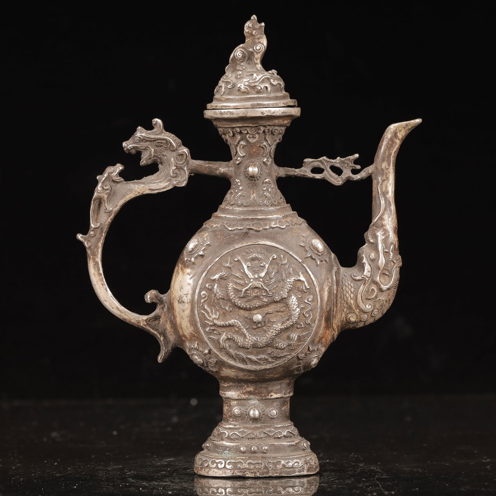 An Exquisite Silver Dragon Pattern Ewer (1 of 11)