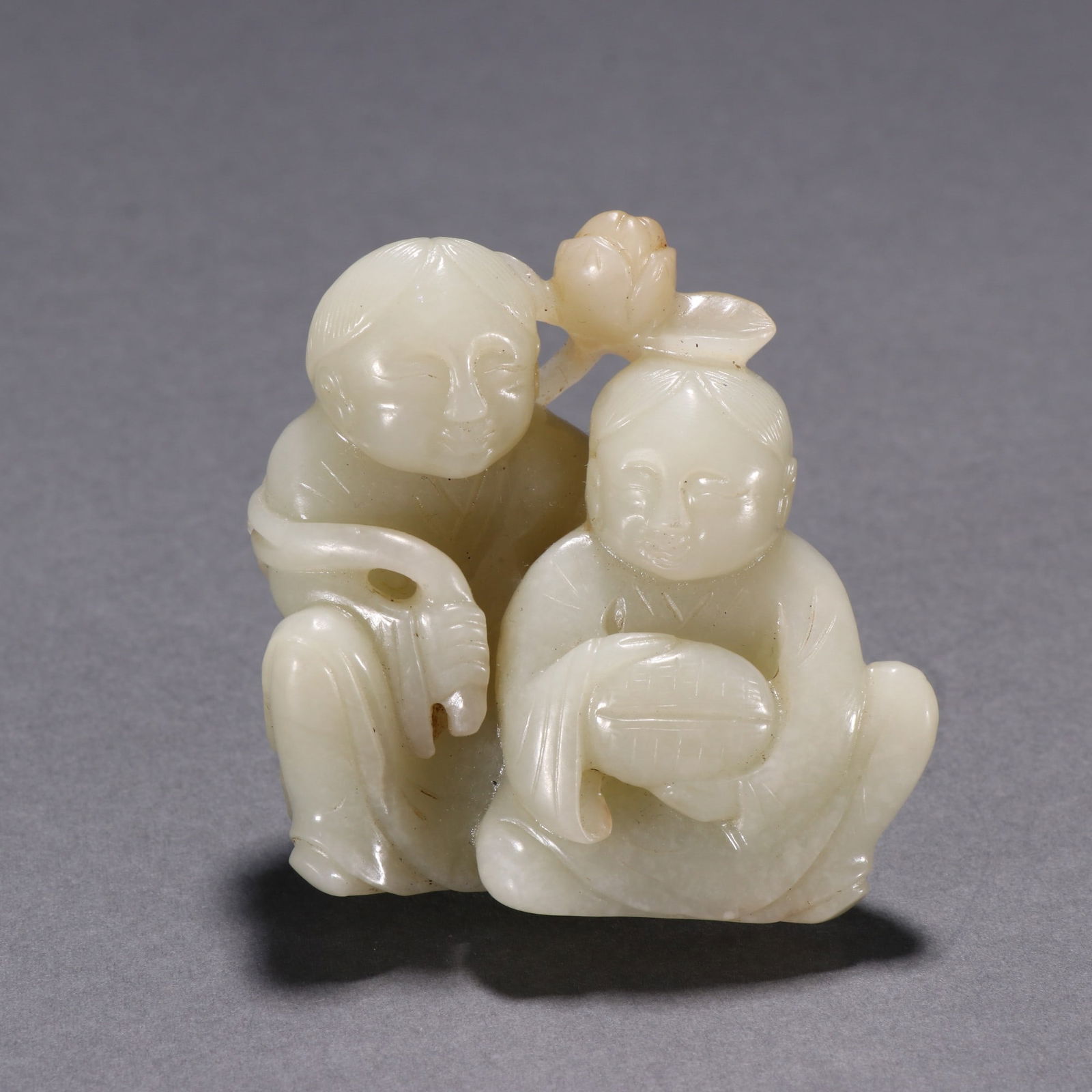 An Exquisite White Jade Figure Ornament (1 of 9)
