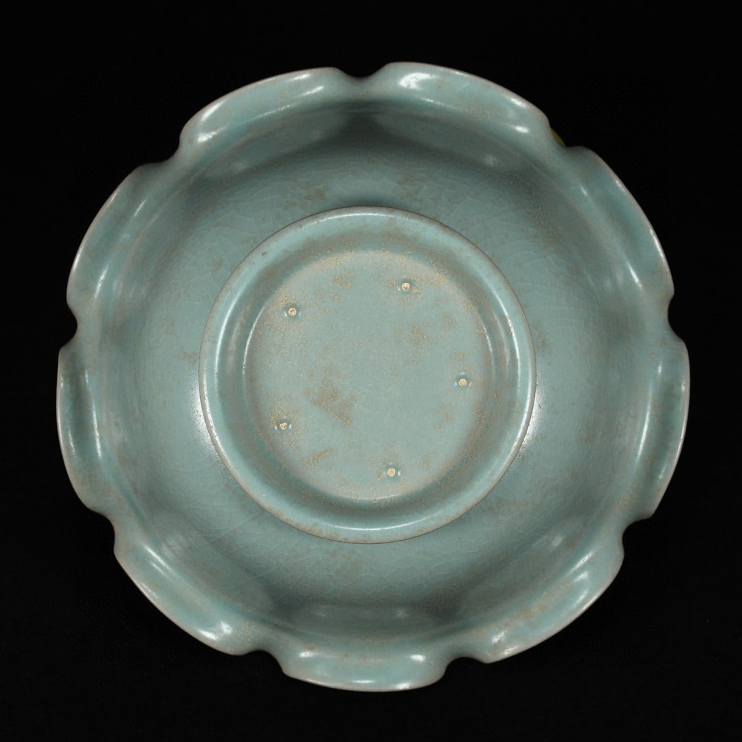 An Exquisite Ru yao Frog Pattern Water Pot - 9