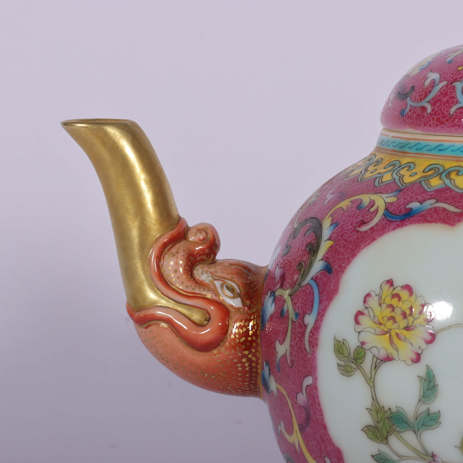 An Exquisite Famille-Rose Ruby Red-Ground Flower Pattern Ewer - 2