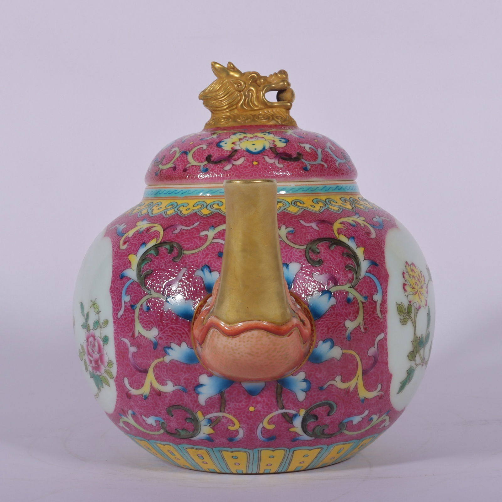 An Exquisite Famille-Rose Ruby Red-Ground Flower Pattern Ewer - 6