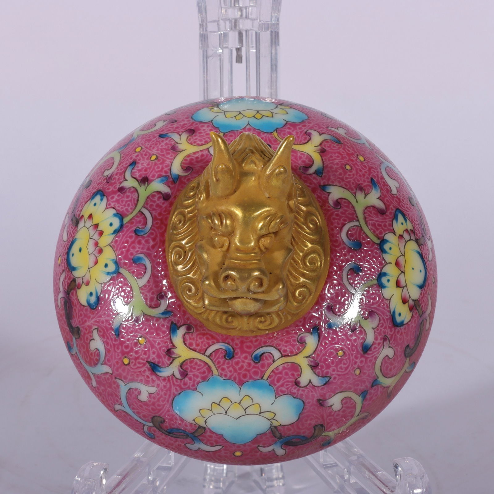 An Exquisite Famille-Rose Ruby Red-Ground Flower Pattern Ewer - 7