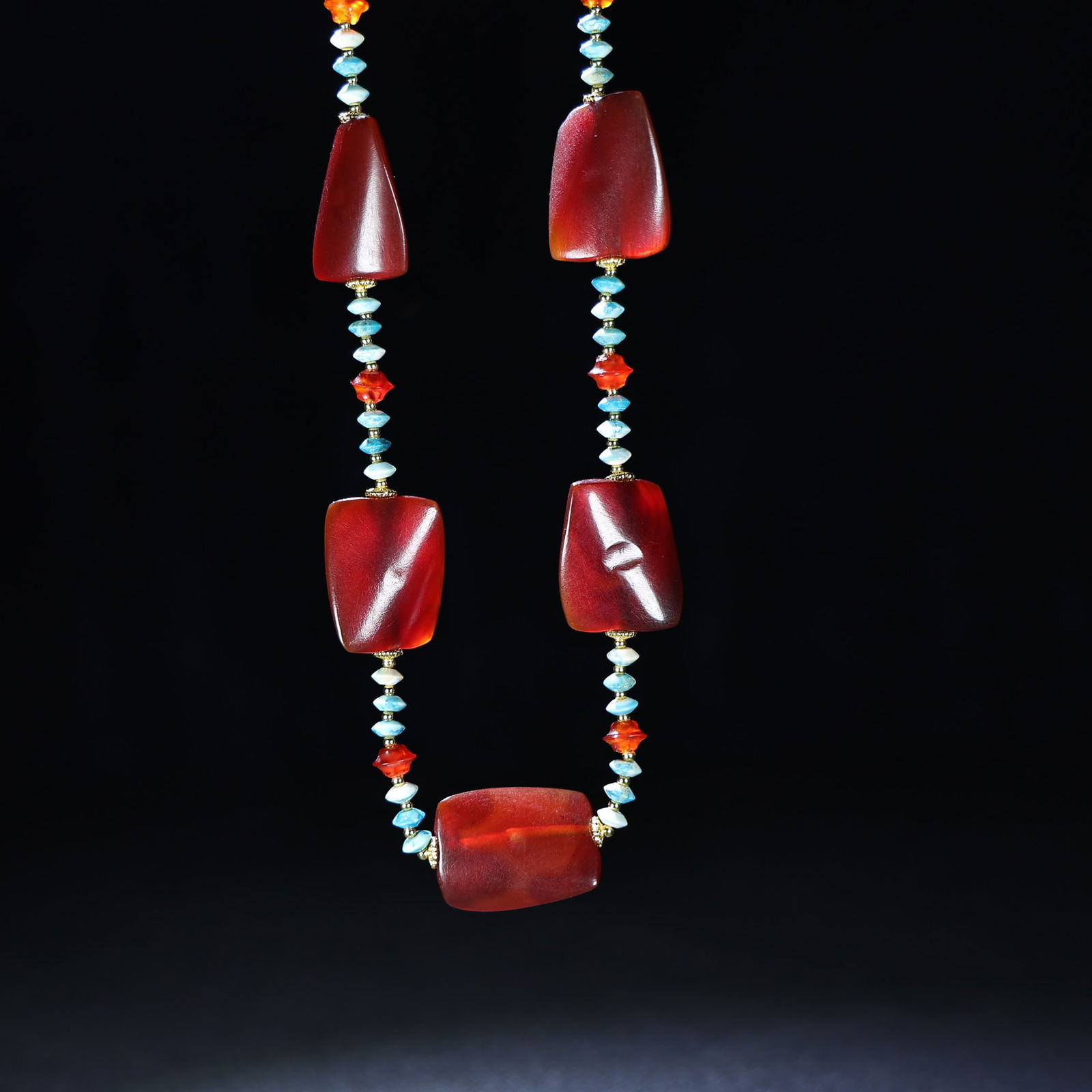 An Exquisite Agate Necklace - 8