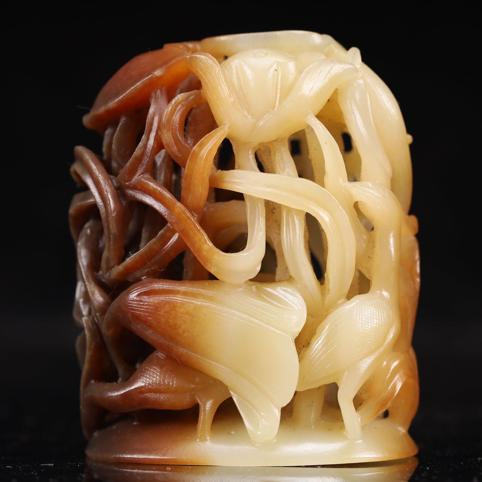 An Exquisite White Jade Crane Pattern Ornament - 5