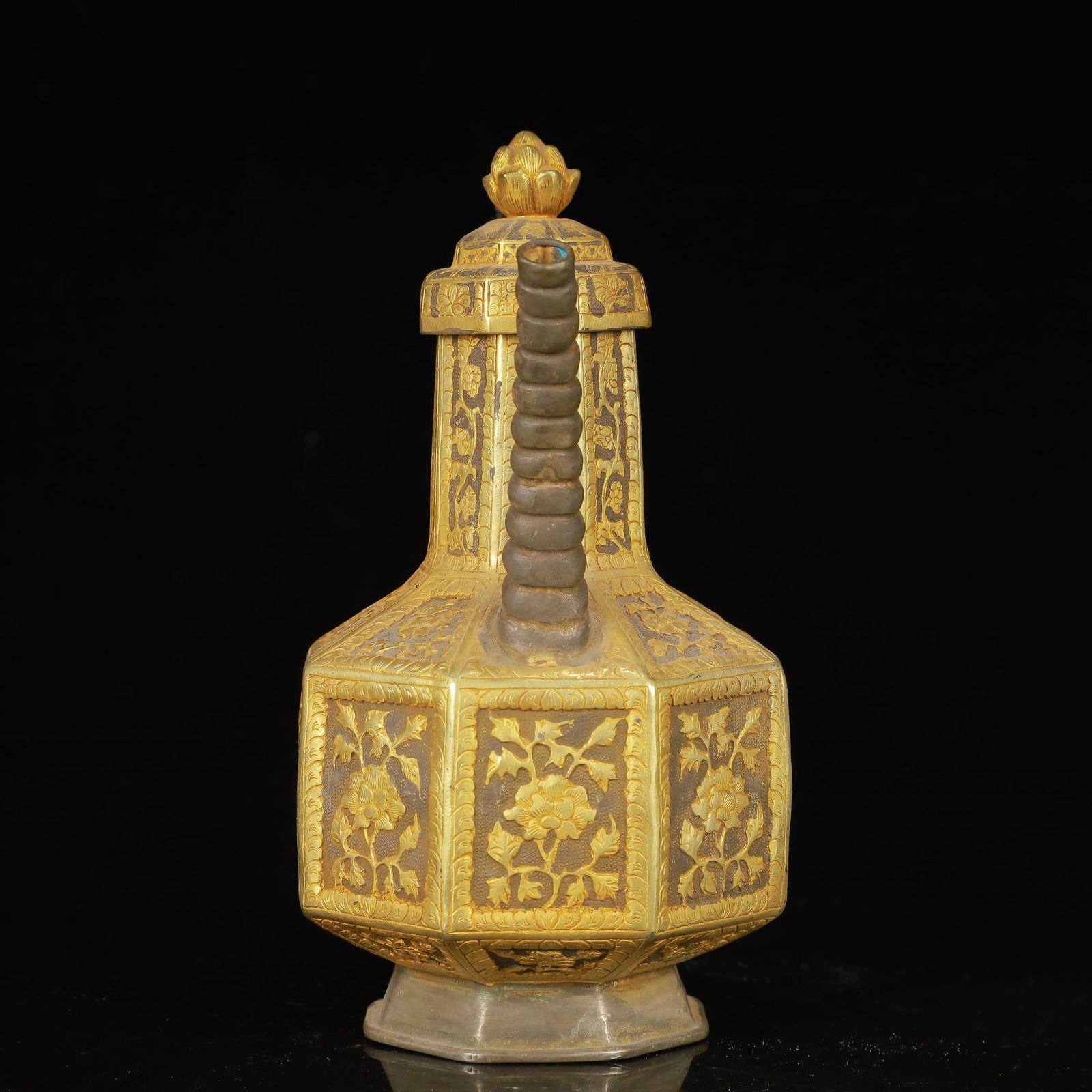 An Exquisite Gilt Silver Lotus Pattern Ewer - 5