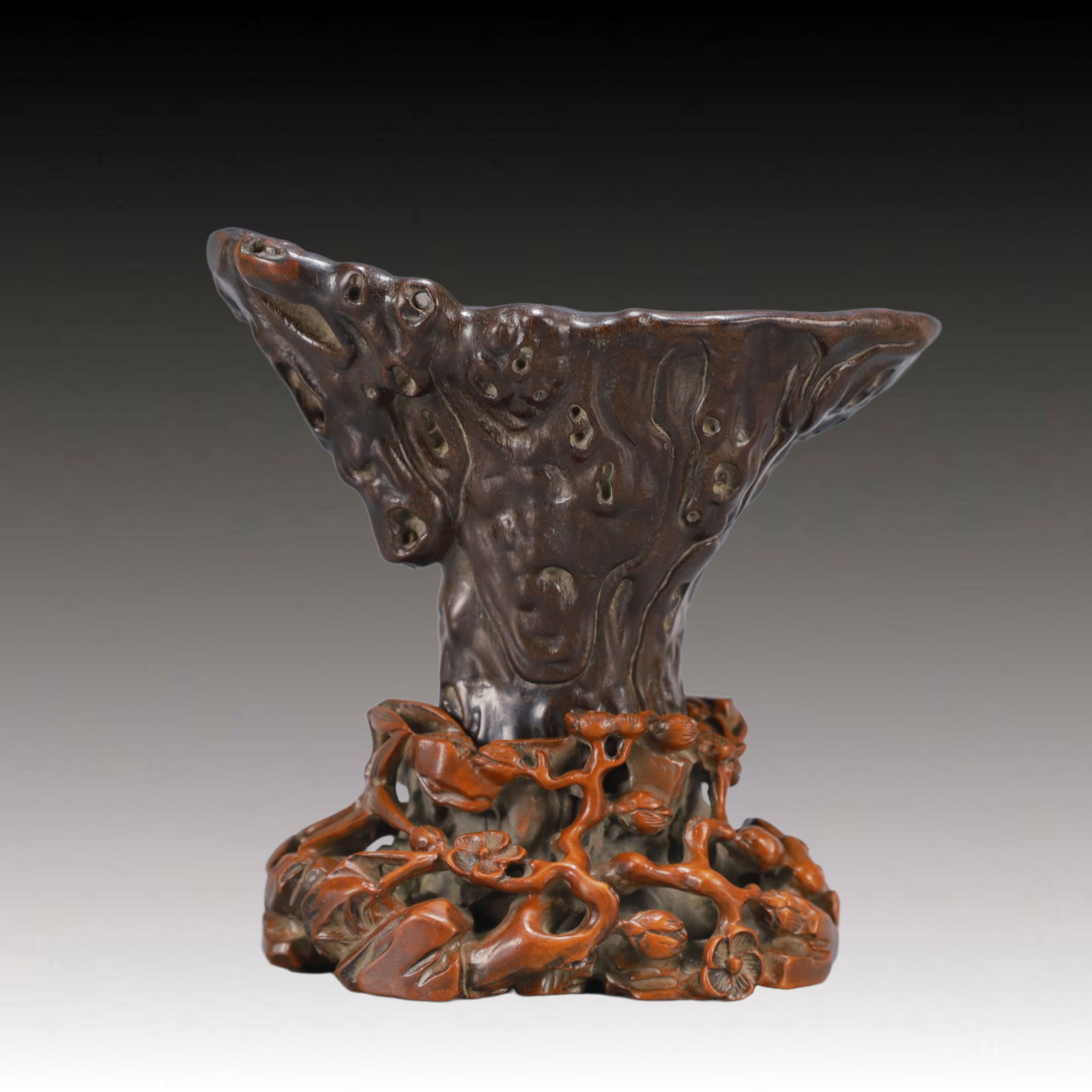 A Exquisite Zitanwood Cup (1 of 11)