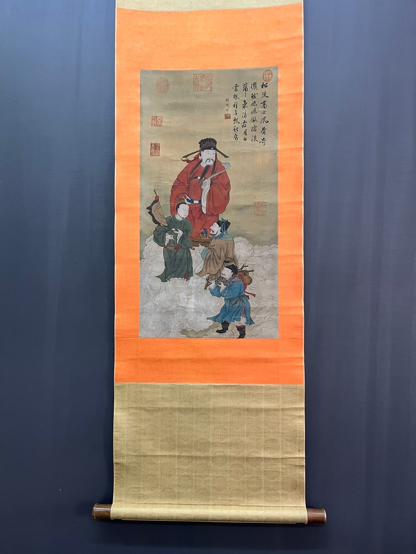 A Chinese Vertical Scroll Ink Painting of Figure on Silk,Gu Hongzhong (1 of 6)