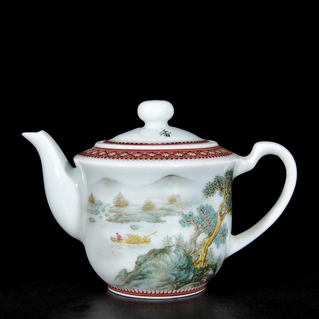 An Exquisite Famille-Rose Landscape and Figure Pattern Ewer,With Poem: An Exquisite Famille-Rose Landscape and Figure Pattern Ewer,With Poem,Qing Dynasty, China,With Mark,Size:4.1inx5.7in 粉彩山水人物纹执壶,带&#