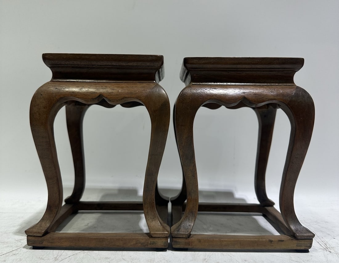 A Pair of Exquisite Huanghuali wood Shelfs: A Pair of Exquisite Huanghuali wood Shelfs,Qing Dynasty, China,Size:5.3inx5.3inx7.4in 一对黄花梨木架子,中国清代