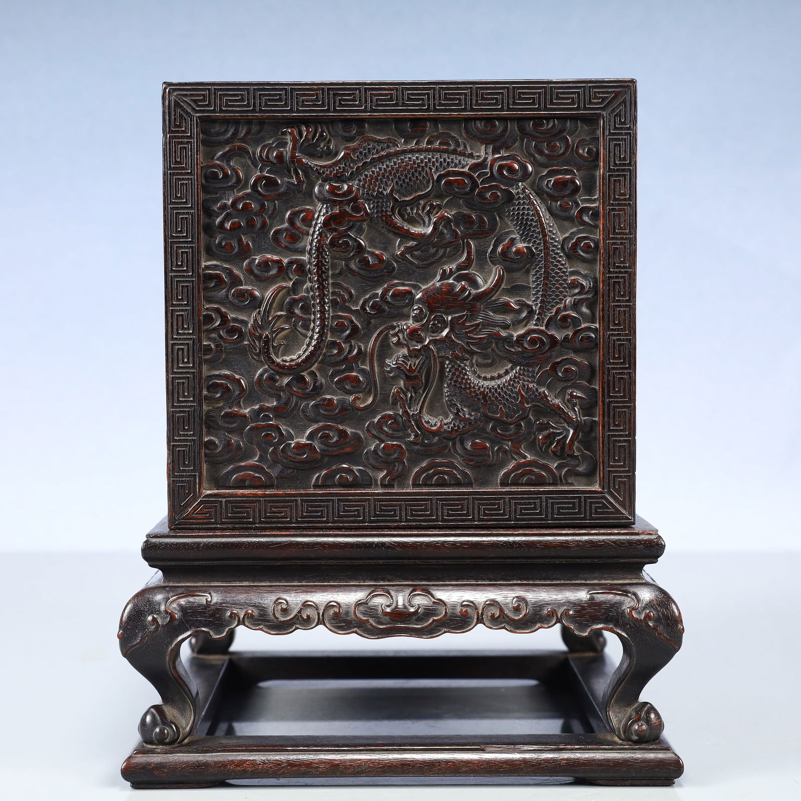 An Exquisite Zitanwood Auspicious Cloud and Dragon Pattern Seal Box: An Exquisite Zitanwood Auspicious Cloud and Dragon Pattern Seal Box,Qing Dynasty, China,Qianlong Four-character Mark,Size:6.7inx8.5in,Weight:1100g 紫檀木祥云龙ń