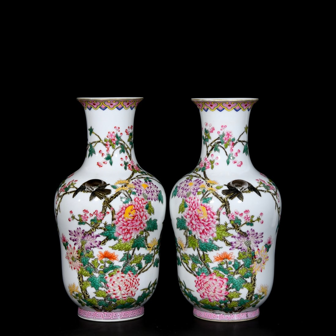 A Pair of Exquisite Famille-Rose Painted Gold Flower and Bird Pattern Vases,With Poem: A Pair of Exquisite Famille-Rose Painted Gold Flower and Bird Pattern Vases,With Poem,Qing Dynasty, China,Yongzheng Four-character Mark,Size:9.3inx4.7in 一对粉彩描金