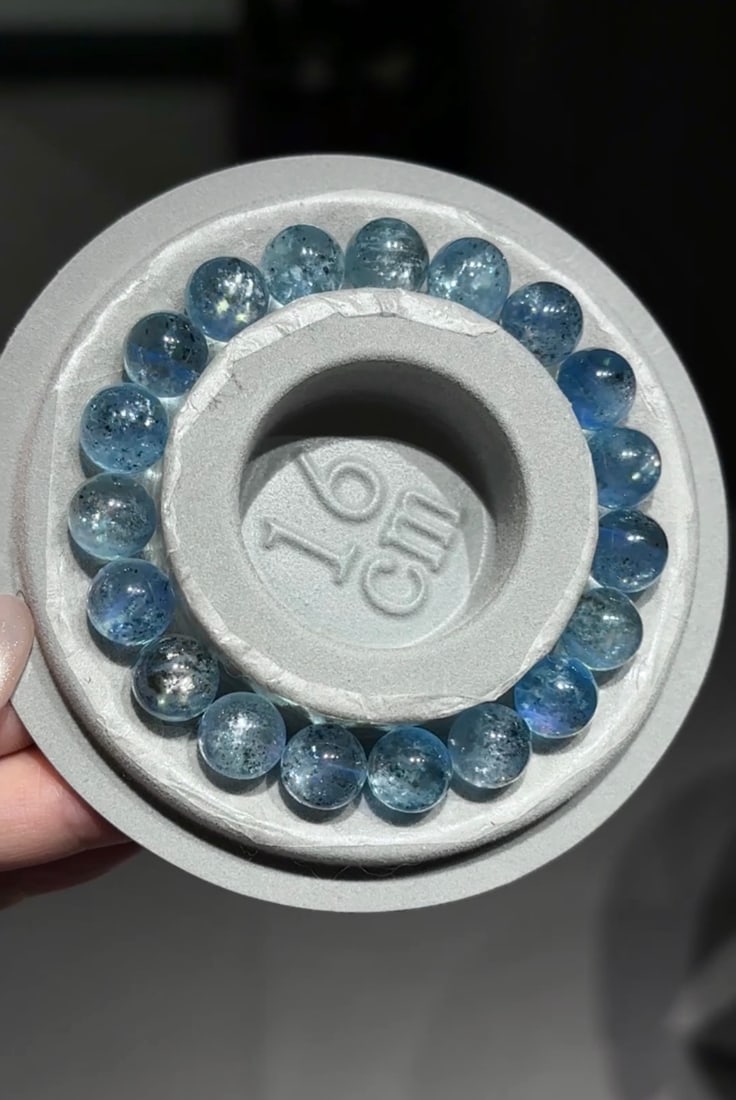 An Exquisite Aquamarine Bracelets - 2