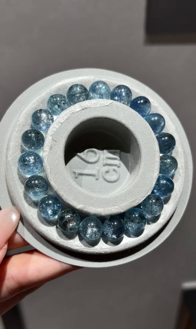 An Exquisite Aquamarine Bracelets - 3