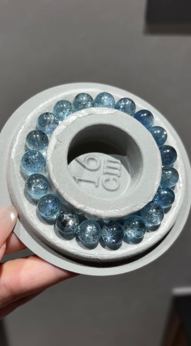 An Exquisite Aquamarine Bracelets - 4