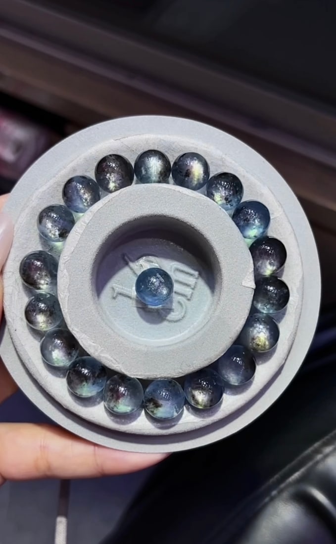 An Exquisite Aquamarine Bracelets - 2