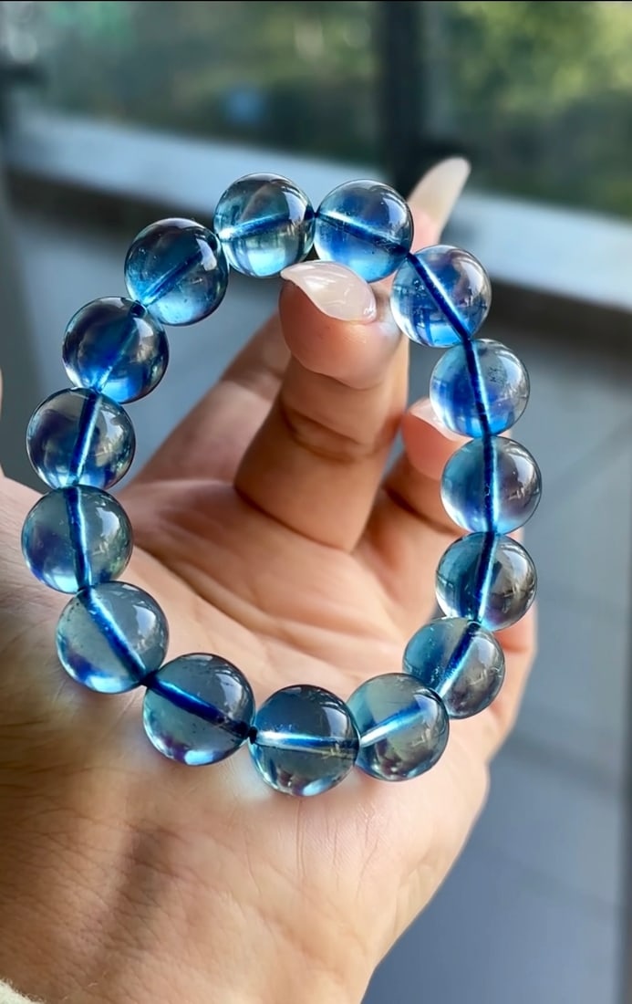 An Exquisite Aquamarine Bracelets - 3