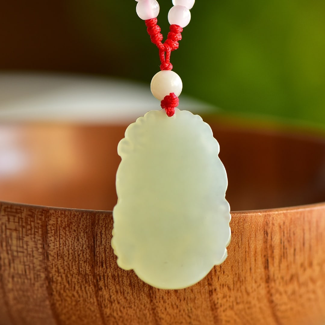 An Exquisite White Jade Dragon Pattern Pendant - 5