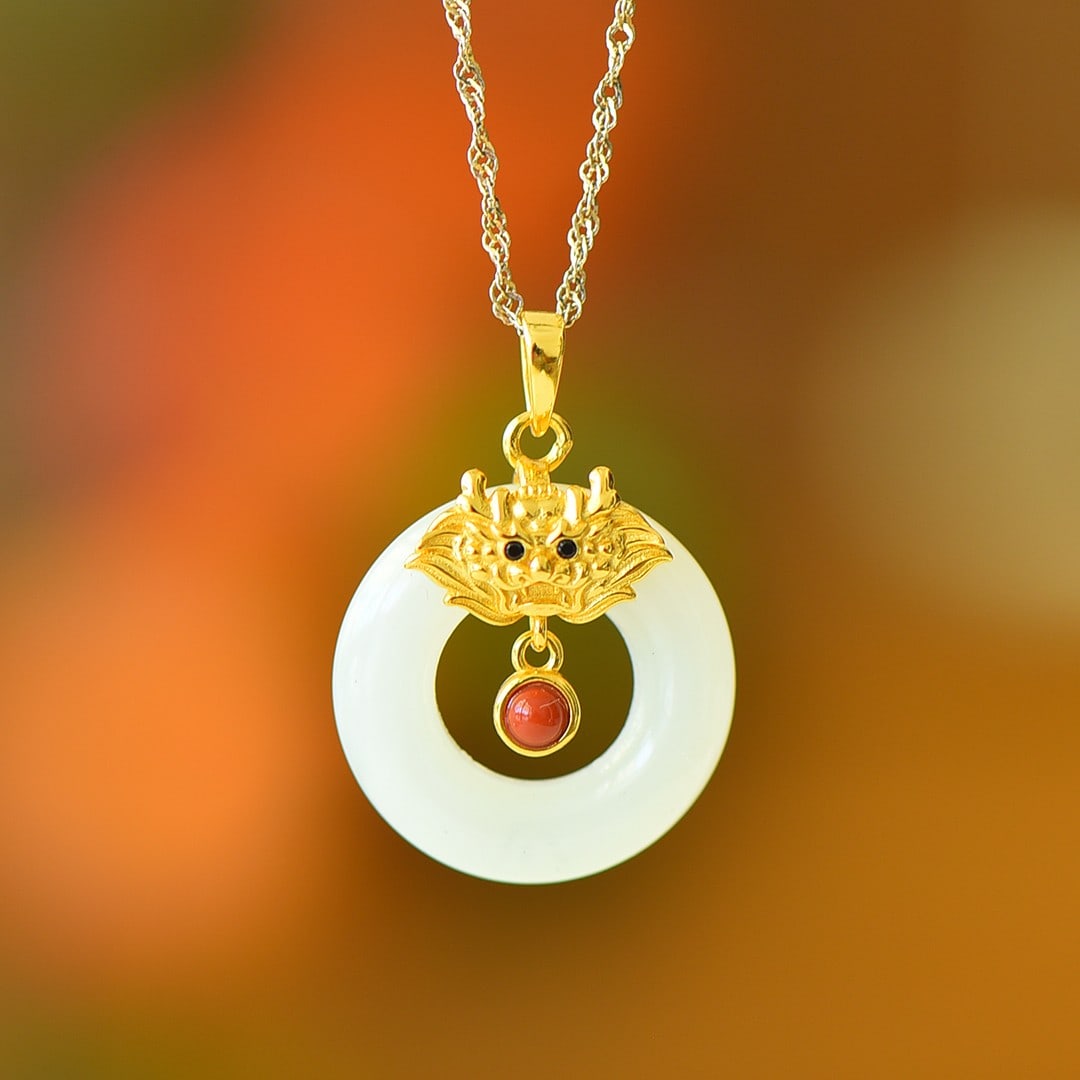 An Exquisite Sterling Silver-Gold Plated Inlaid White Jade Pendant: An Exquisite Sterling Silver-Gold Plated Inlaid White Jade Pendant,Size:20mmx20mm 纯银镀金镶白玉吊坠