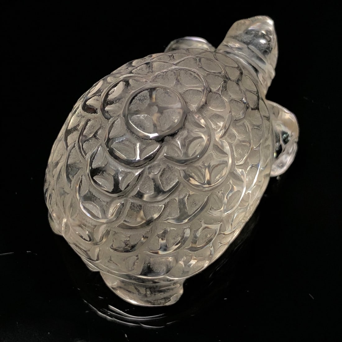 An Exquisite Crystal Turtle Ornament - 7
