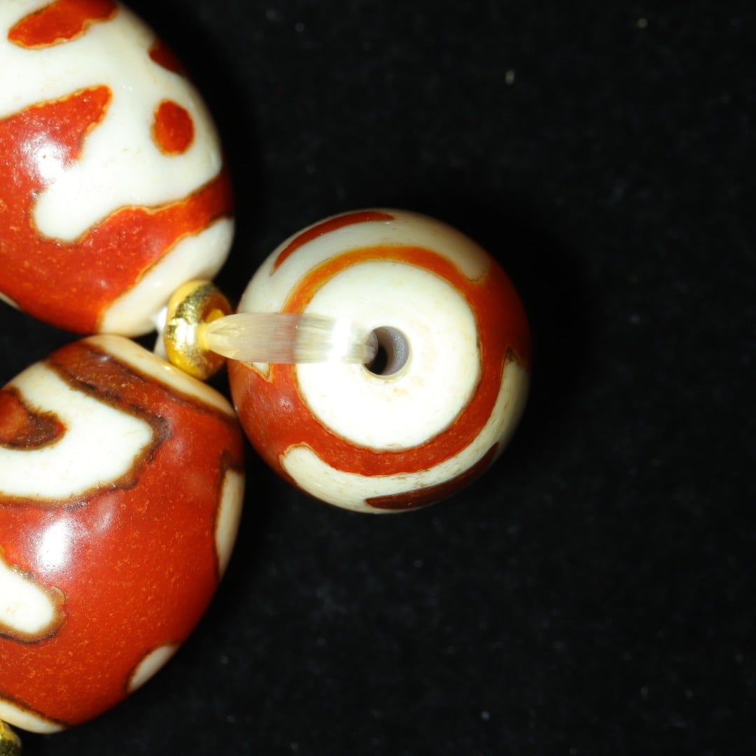 An Exquisite Dzi Bead Bracelets - 9