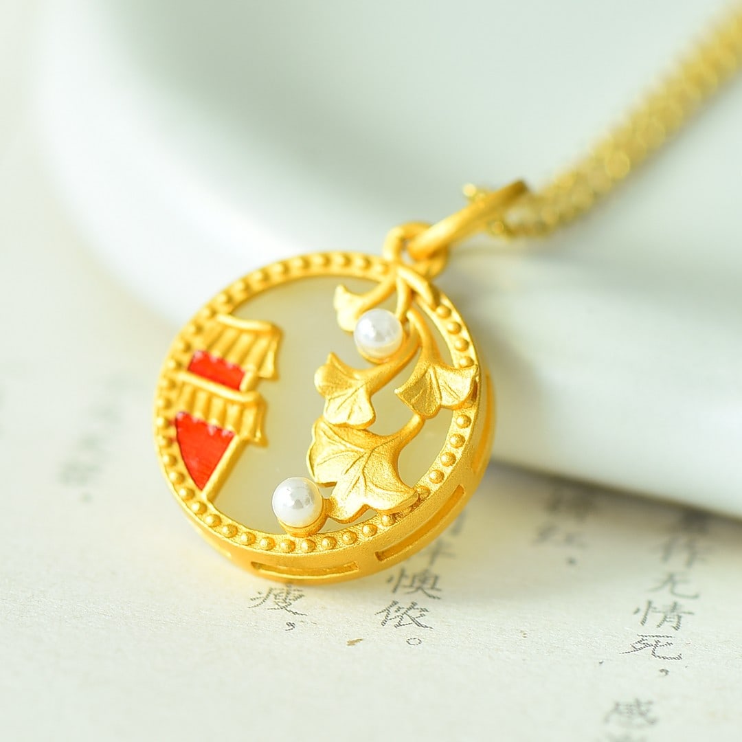 An Exquisite Sterling Silver-Gold Plated Inlaid White Jade Pendant,Inlaid Pearls: An Exquisite Sterling Silver-Gold Plated Inlaid White Jade Pendant,Inlaid Pearls 纯银镀金镶白玉吊坠,嵌珍珠
