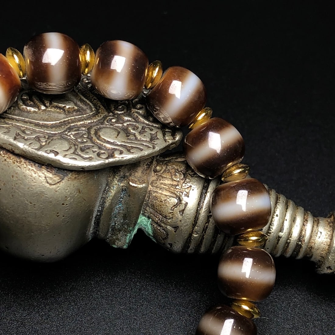 An Exquisite Agate Bracelets - 6