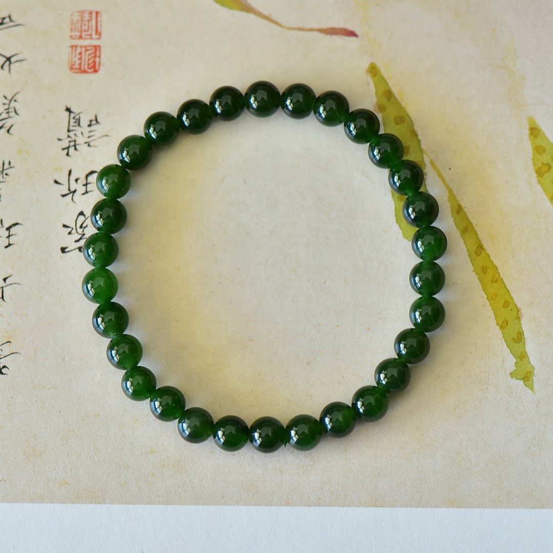 An Exquisite Jasper Bracelets: An Exquisite Jasper Bracelets,Size:6mmx6mm 碧玉手串