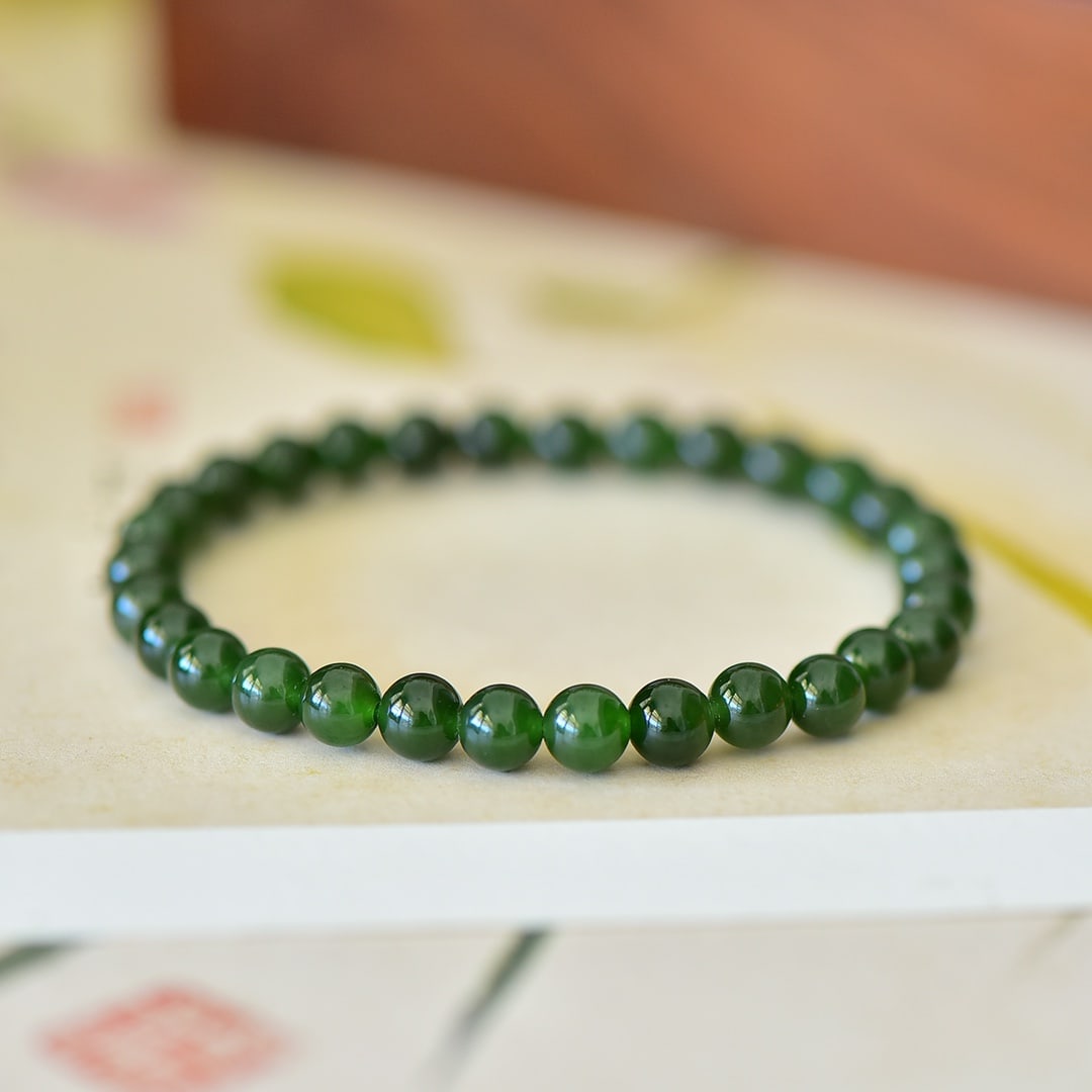 An Exquisite Jasper Bracelets - 2