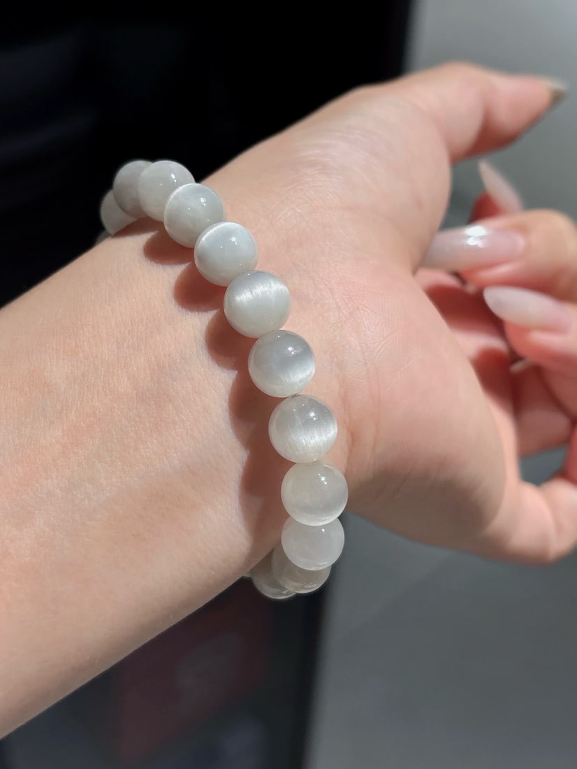 An Exquisite Crystal Bracelets - 5