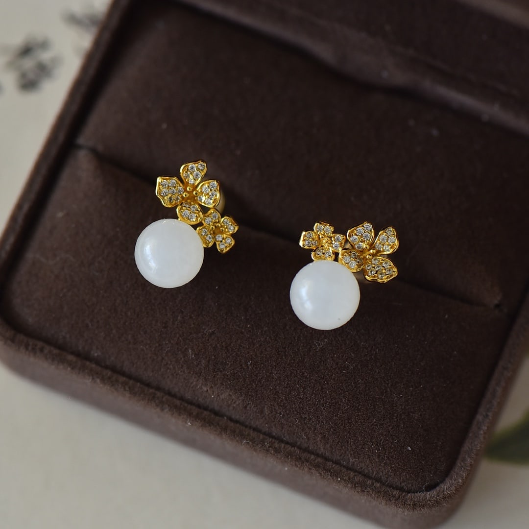 A Pair of Exquisite Sterling Silver-Gold Plated Inlaid White Jade Earrings (1 of 5)