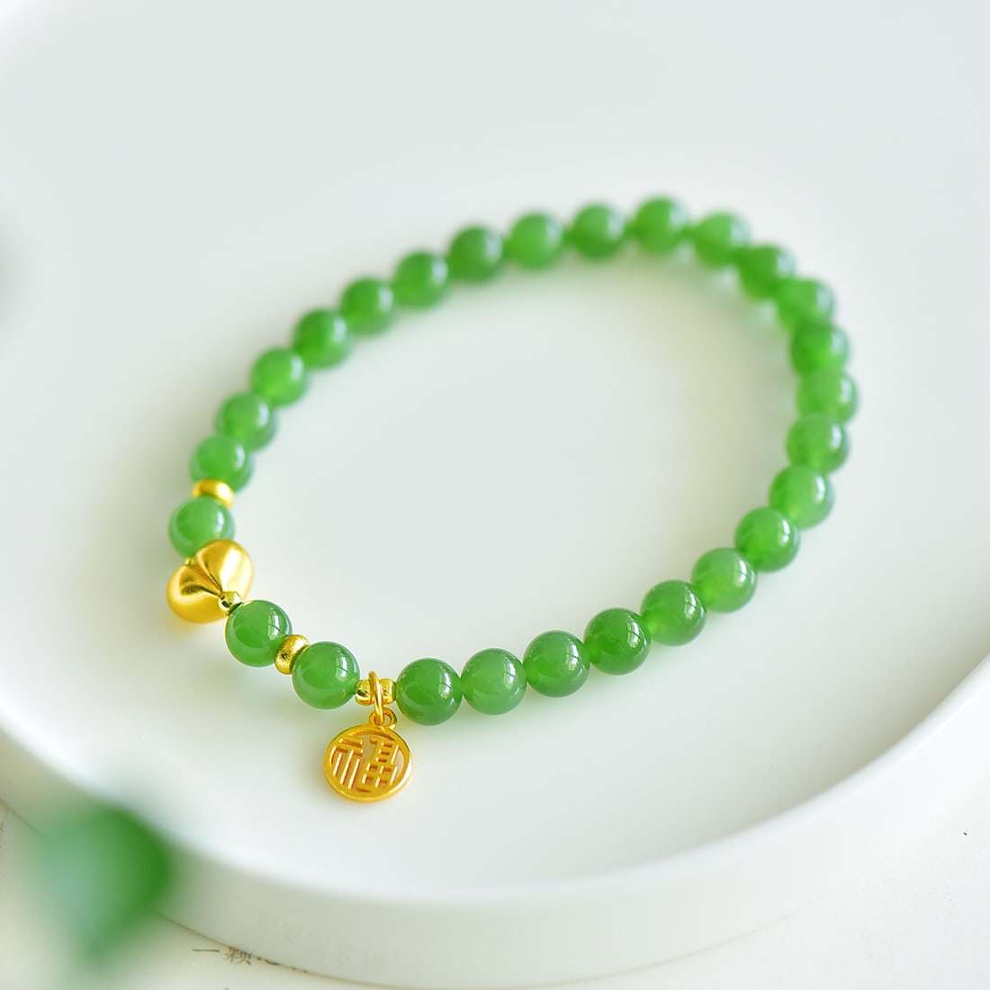 An Exquisite Jasper Bracelets - 5