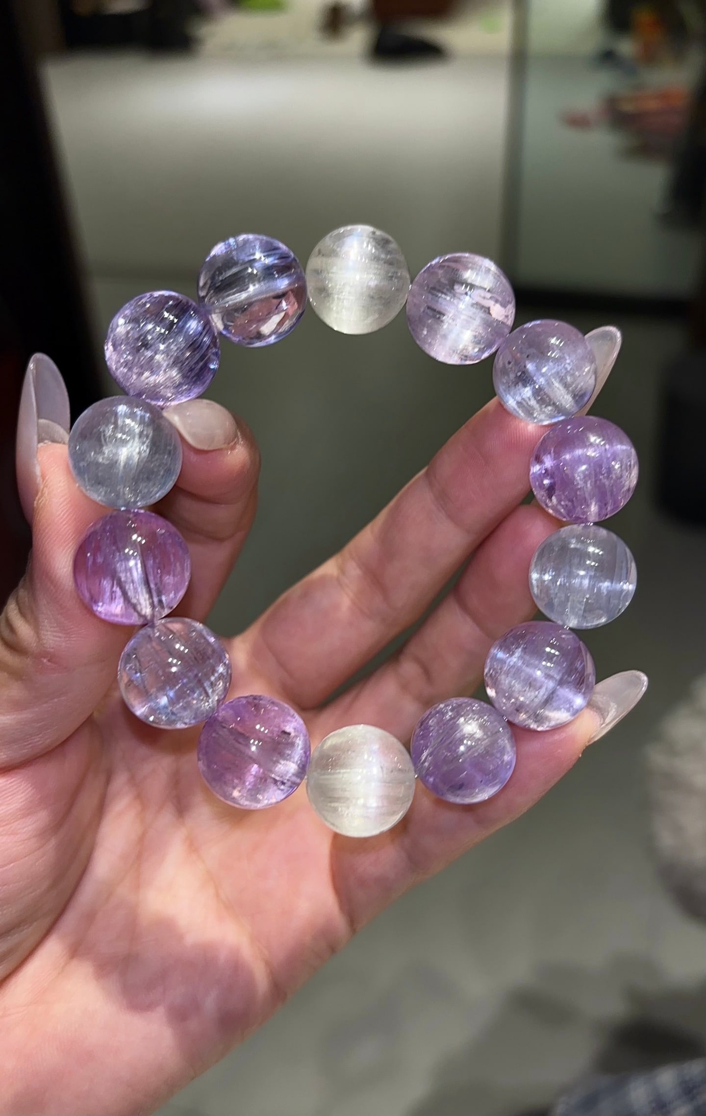 An Exquisite Crystal Bracelets - 6