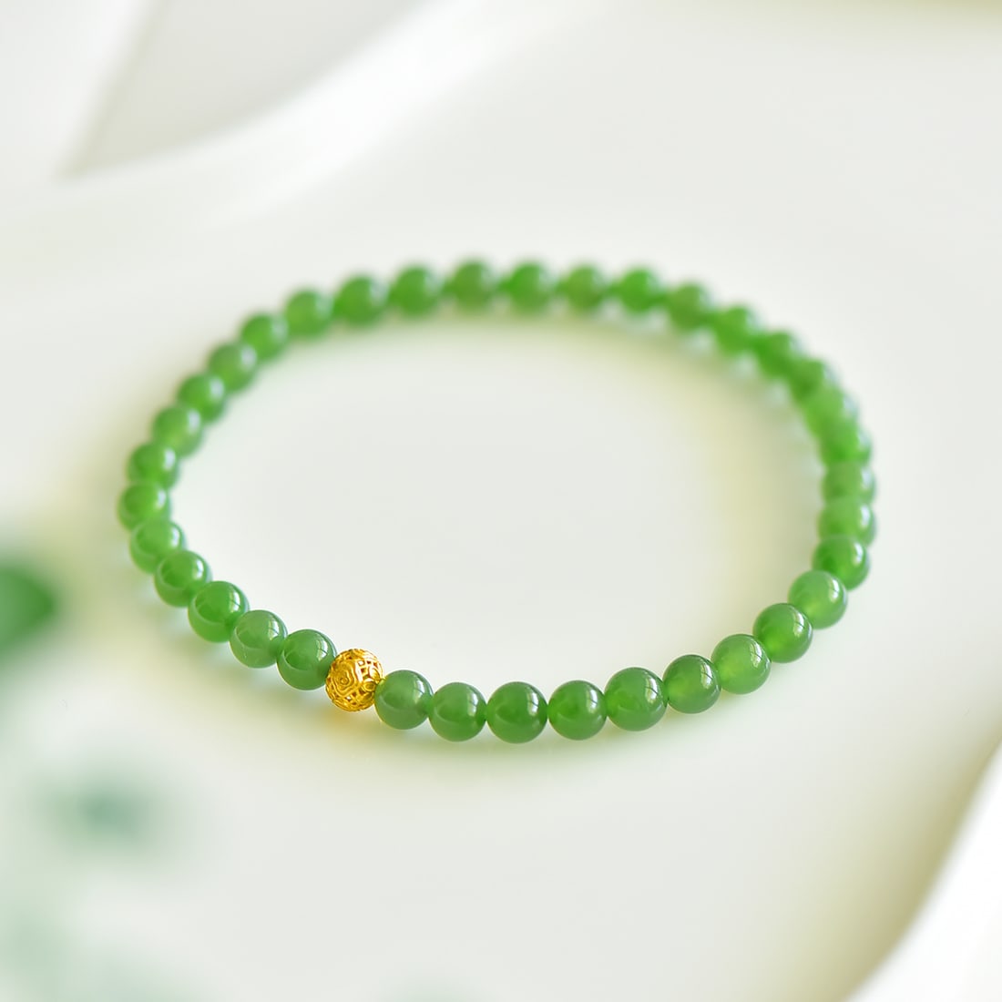 An Exquisite Jasper Bracelets - 5