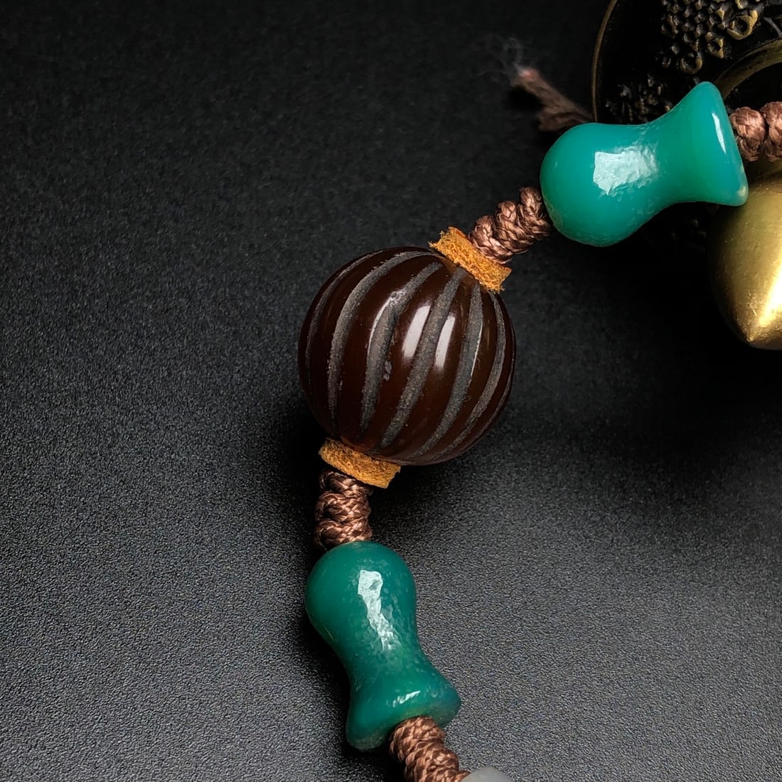 An Exquisite Agate Bracelets - 6