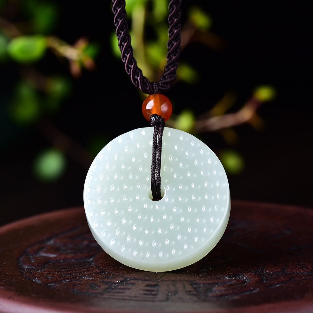 An Exquisite White Jade Dragon Pattern Pendant - 5