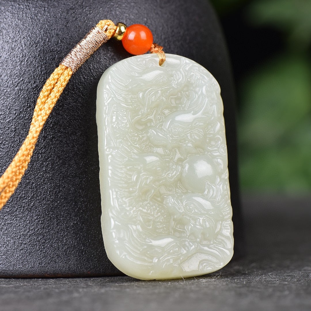 An Exquisite White Jade Dragon Pattern Pendant - 4