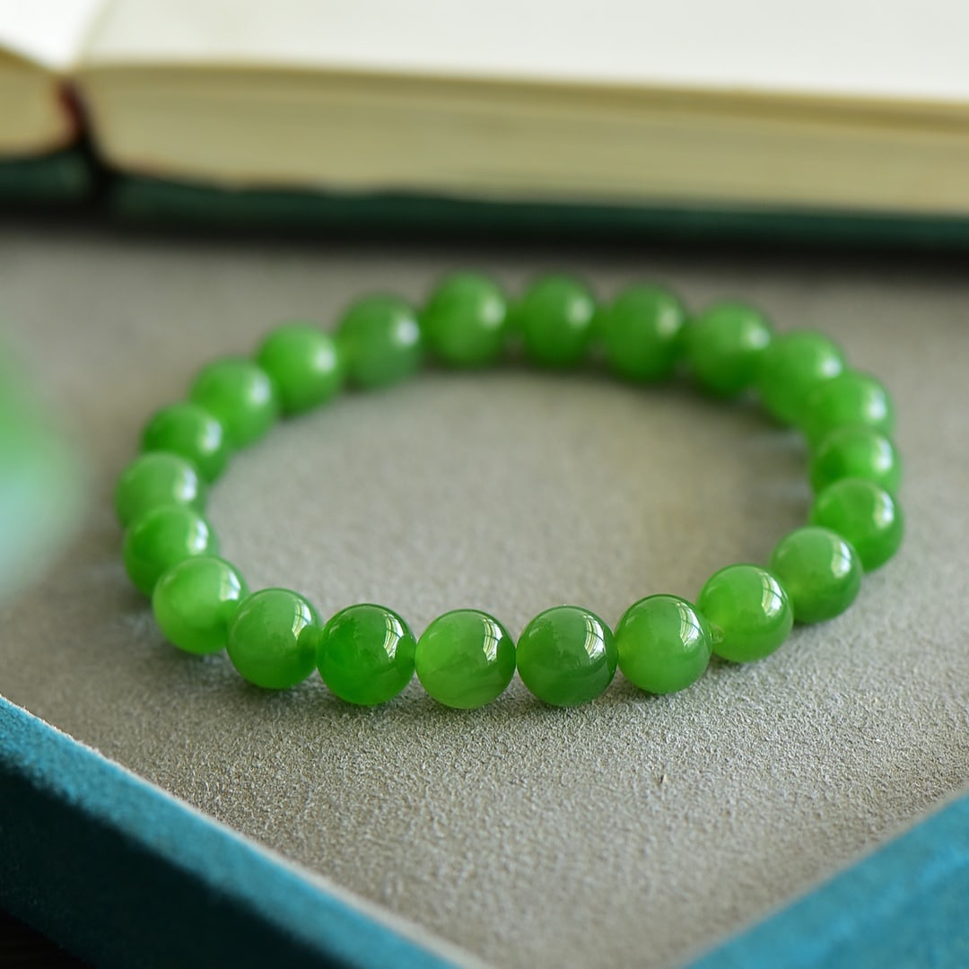 An Exquisite Jasper Bracelets: An Exquisite Jasper Bracelets,Size:8mm 寓意:『周而复始 圆圆满满 愿佩戴者心中无缺৆